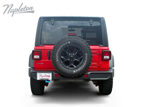 Used 2023 Jeep Wrangler Unlimited w/ Cold Weather Group AWD/4WD image 4