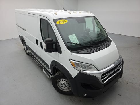 Used 2025 RAM ProMaster 2500 w/ U-Haul Equipment Group FWD image 2