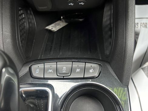 Certified 2024 Chevrolet TrailBlazer LT w/ LT Cold Weather Package image 24