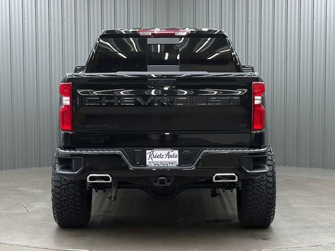 Used 2025 Chevrolet Silverado 1500 LT Trail Boss w/ LT Trail Boss Premium Package image 4