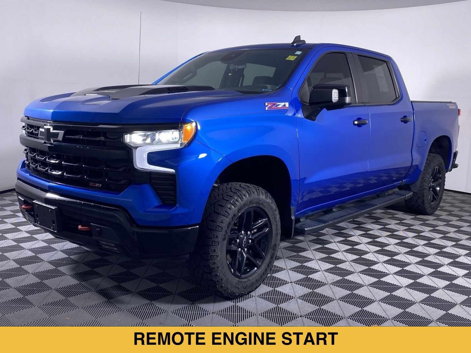 Certified 2022 Chevrolet Silverado 1500 LT Trail Boss w/ LT Trail Boss Premium Package AWD/4WD image 18