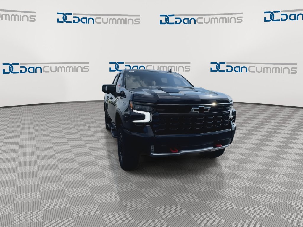 Used 2022 Chevrolet Silverado 1500 ZR2 AWD/4WD image 3