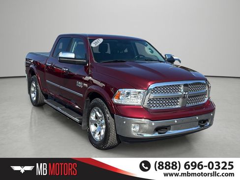 Used 2017 RAM 1500 Laramie AWD/4WD image 6