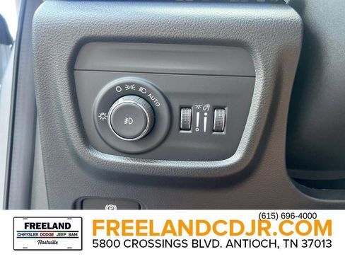 New 2025 Jeep Grand Cherokee L Overland w/ Luxury Tech Group IV AWD/4WD image 20