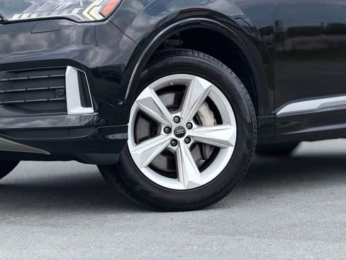 Used 2023 Audi Q7 2.0T Premium Plus w/ Premium Plus Package AWD/4WD image 2