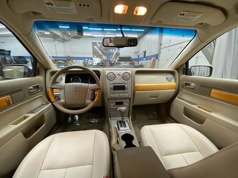 Used 2006 Lincoln Zephyr FWD image 27
