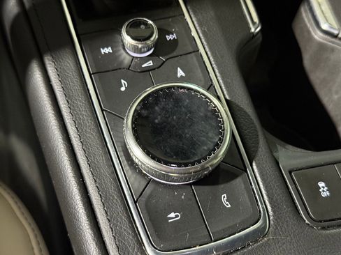 Used 2020 Cadillac XT4 Sport image 31