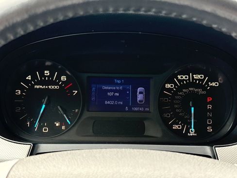 Used 2013 Ford Edge SEL image 17