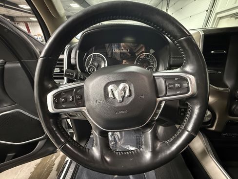 Used 2020 RAM 1500 Laramie image 25