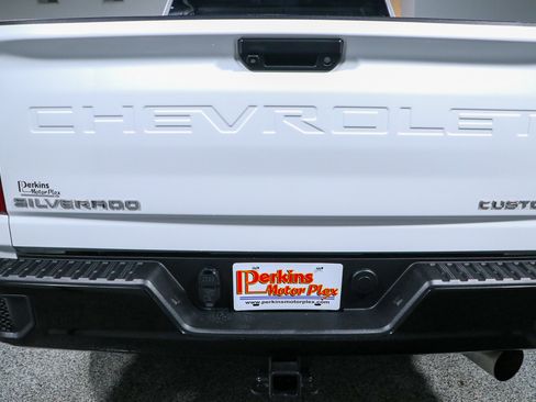 Used 2022 Chevrolet Silverado 2500 Custom w/ Gooseneck/5TH Wheel Package AWD/4WD image 8
