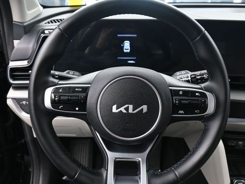 Used 2023 Kia Sportage EX image 15