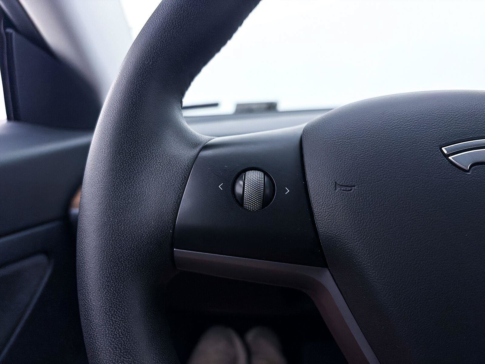 Used 2021 Tesla Model 3 RWD image 22