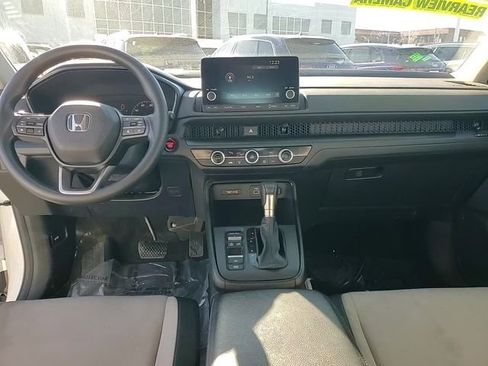 Used 2023 Honda CR-V LX image 12