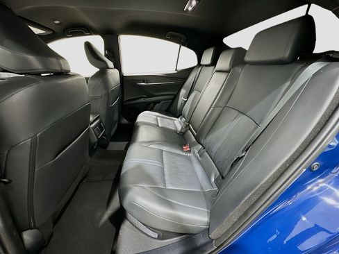 Used 2025 Toyota Camry LE FWD image 25
