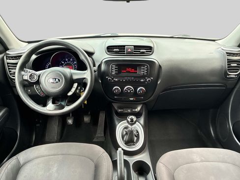 Used 2016 Kia Soul FWD image 14