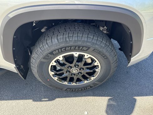 New 2026 Toyota Tundra SR5 AWD/4WD image 9