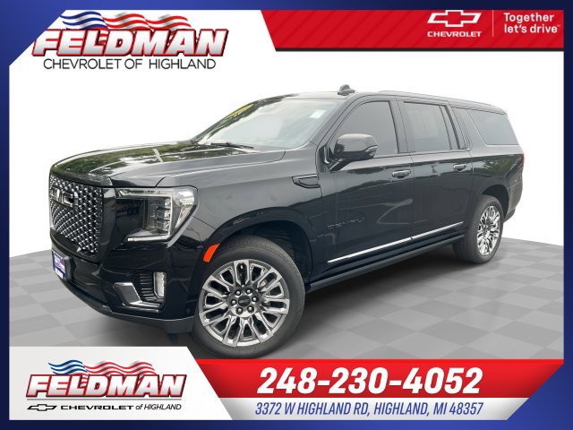 Used 2023 GMC Yukon XL Denali Ultimate AWD/4WD image 1