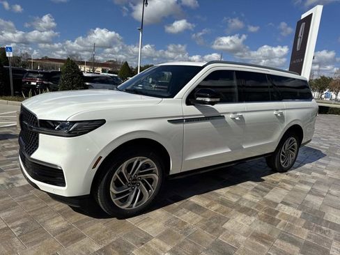 New 2026 Lincoln Navigator L Reserve image 5