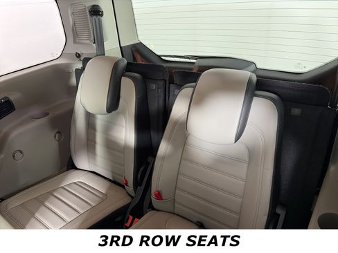 Used 2020 Ford Transit Connect XLT image 11