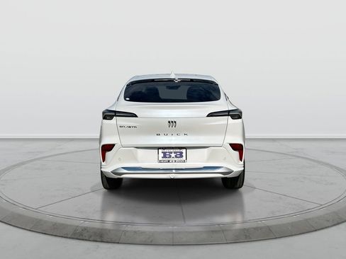 Used 2025 Buick Envista Avenir FWD image 7