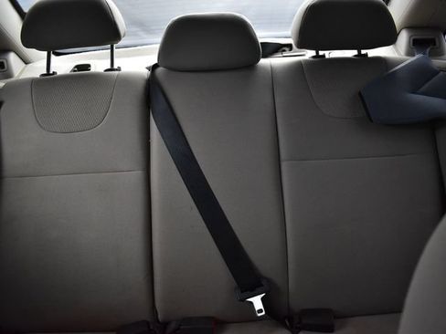 Used 2009 Ford Focus S FWD image 9