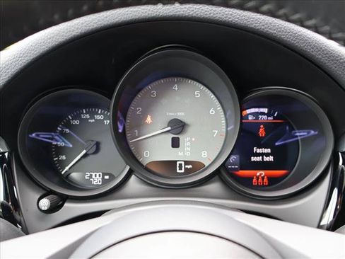 Used 2025 Porsche Macan S AWD/4WD image 15