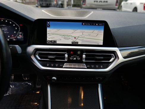 Used 2022 BMW M4 Coupe image 23