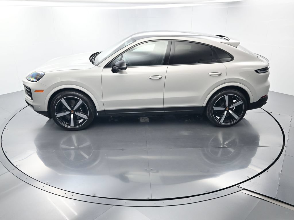 Certified 2026 Porsche Cayenne Coupe AWD/4WD image 36