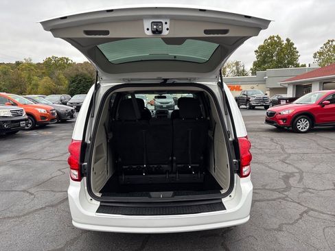 Used 2014 Dodge Grand Caravan SE w/ Quick Order Package 29E SE image 21