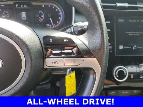 Used 2022 Hyundai Tucson SE image 19