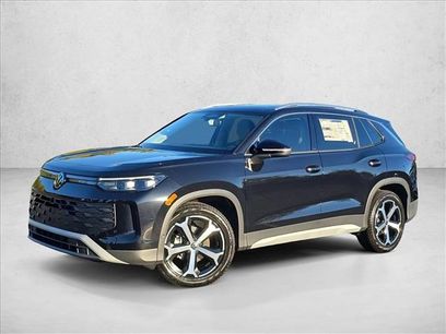 New 2025 Volkswagen Tiguan SE