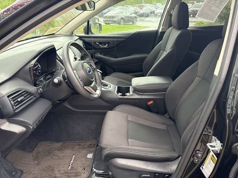 Used 2025 Subaru Outback Premium AWD/4WD image 19