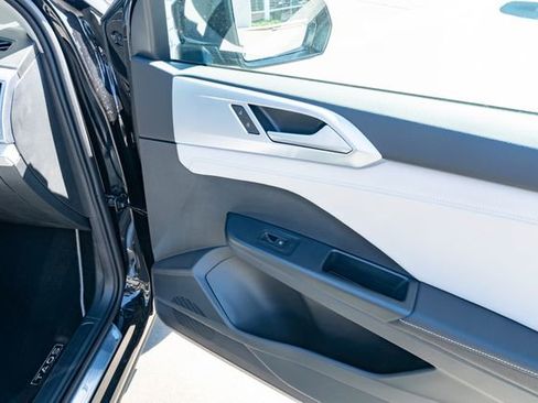 New 2026 Volkswagen Taos SE FWD image 46