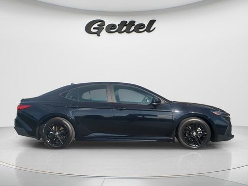 Used 2025 Toyota Camry SE w/ Multimedia Upgrade Package FWD image 4