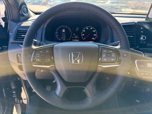 New 2026 Honda Ridgeline Black Edition image 17