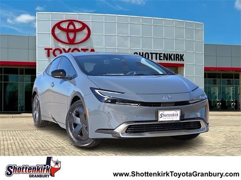 New 2026 Toyota Prius Plug-In Hybrid image 1