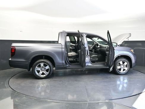 Certified 2024 Honda Ridgeline RTL image 42