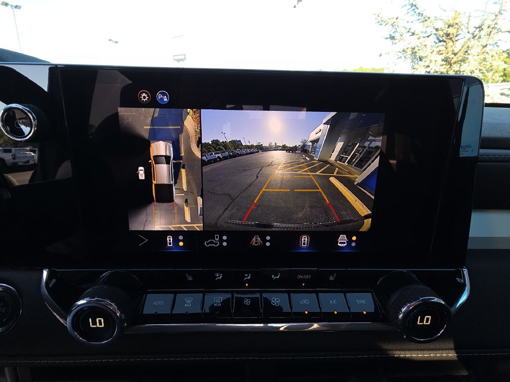 New 2026 Chevrolet Colorado LT w/ LT Convenience Package AWD/4WD image 23
