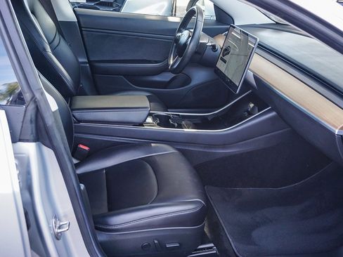 Used 2018 Tesla Model 3 Long Range image 13