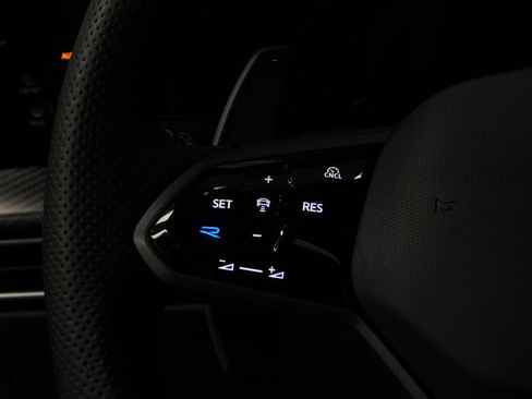 Used 2025 Volkswagen Golf R Black Edition image 44