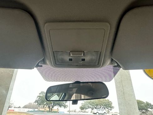 Used 2011 Nissan Sentra 2.0 SR image 17