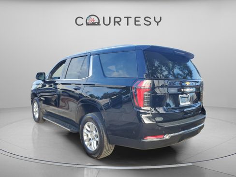 Used 2025 Chevrolet Tahoe LT image 2