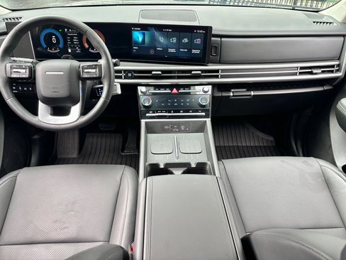 Used 2026 Hyundai Santa Fe SEL FWD image 11