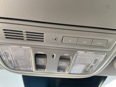 Used 2021 Honda CR-V Touring image 47