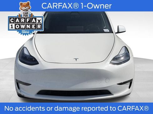 Used 2024 Tesla Model Y Long Range AWD/4WD image 2