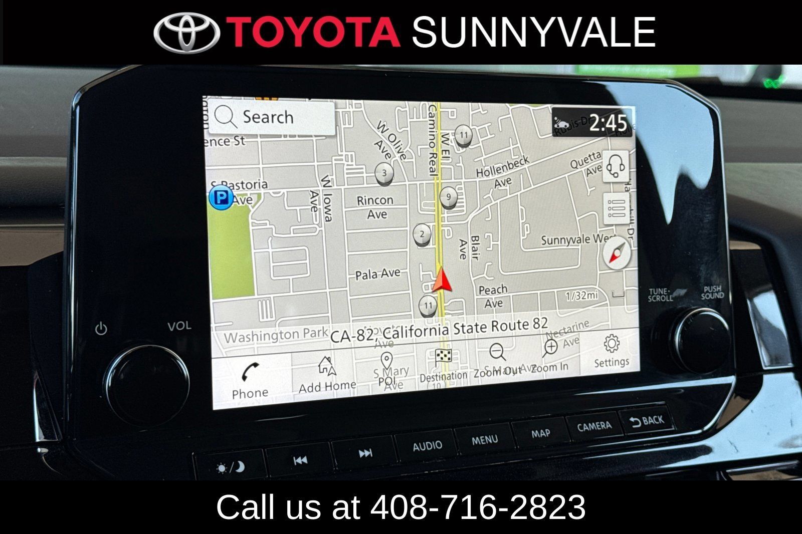 Used 2024 Nissan Pathfinder SL FWD image 24