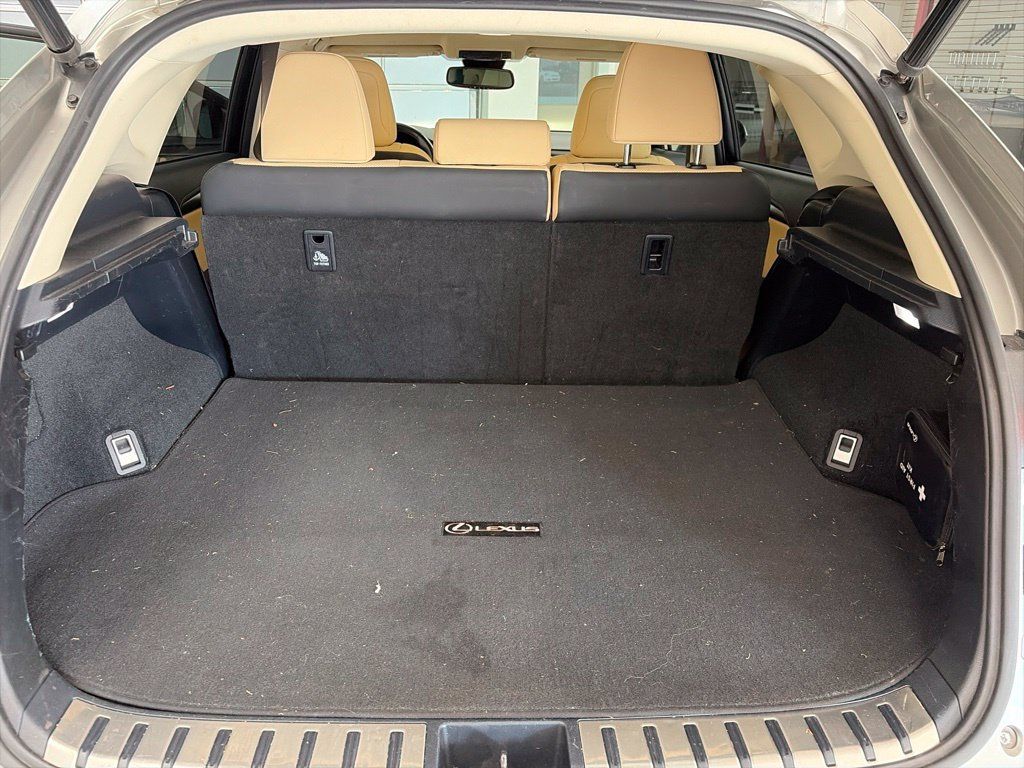 Used 2019 Lexus NX 300 FWD w/ Premium Package image 8