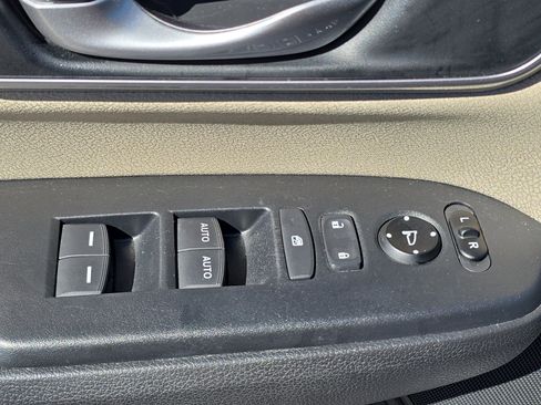 Used 2021 Honda CR-V EX image 27