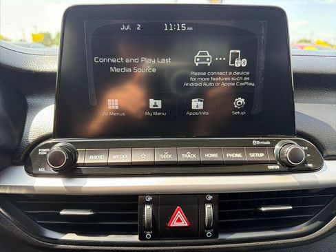 Used 2021 Kia Forte LXS FWD image 14