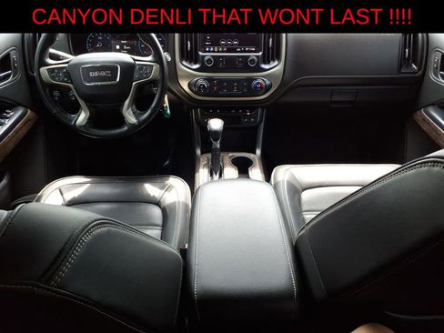 Used 2022 GMC Canyon Denali AWD/4WD image 10